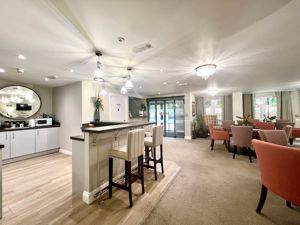 Residents Lounge- click for photo gallery